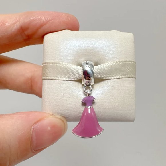 Authentic Pandora Disney Rapunzel's Dress Charm - Picture 4 of 4